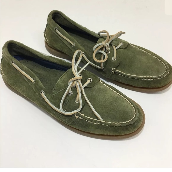 green deck shoes